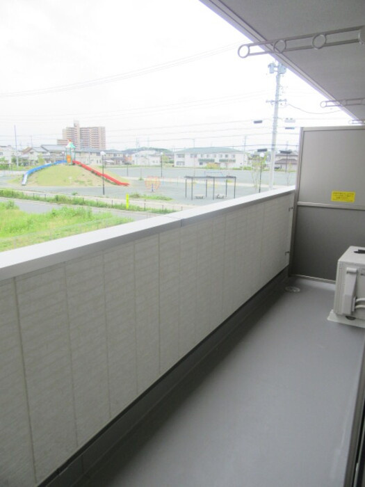 D-square牟呂町のバルコニー