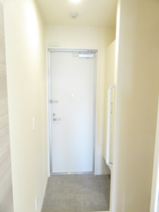 D-square牟呂町の玄関