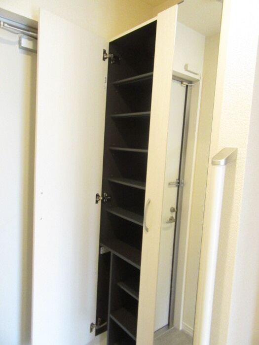 D-square牟呂町の収納