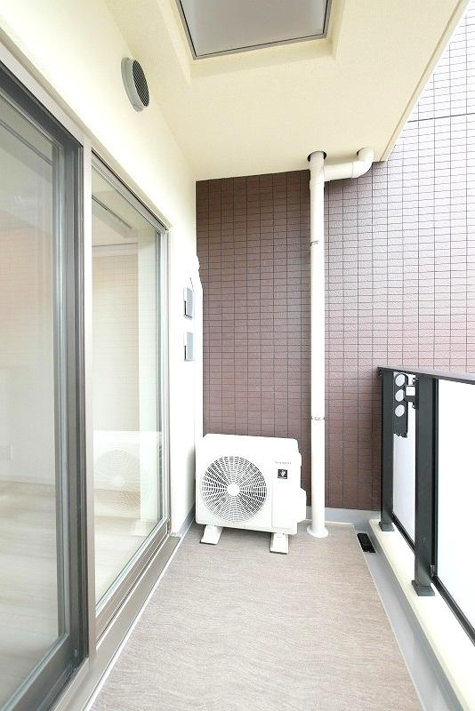 【バルコニー】