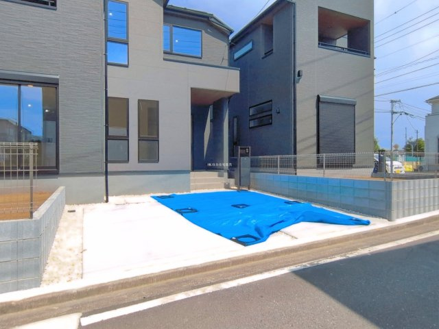 ふじみ野市元福岡１丁目の新築一戸建の駐車場
