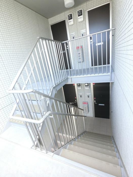 グランテラス宮子　Ａのロビー|他社様掲載物件もまとめてご紹介、ご案内可能です(^^)/