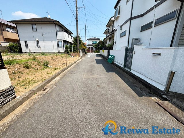 新築戸建　茅ヶ崎市高田3丁目の前面道路含む現地写真