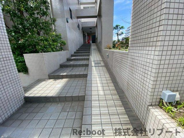 西船橋スクエアガーデンのエントランス