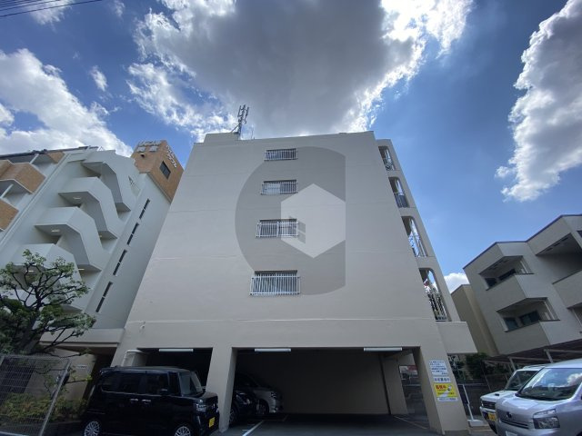 新深江サンハイツの外観
