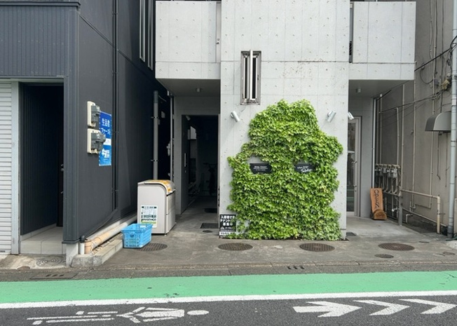 【外観】 | オーバルコート町田中町 | 物件の詳細については、現地を見てわかること以外に、役所や法務局などで調べないとわからないことがあります。そのため、現地に行く場合は、もしこの物件を買ったらどのような生活ができるかをイメージしましょう。