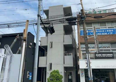【外観】 | オーバルコート町田中町 | 家を建てる前提で土地を探している場合、地盤の丈夫さは譲れない条件の一つです。地盤が脆弱だと追加工事が必要となります。また、過去に地盤沈下や液状化現象を起こした土地は、できるだけ避けた方がいいでしょう。
