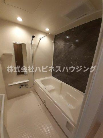 フラン　メゾンの浴室