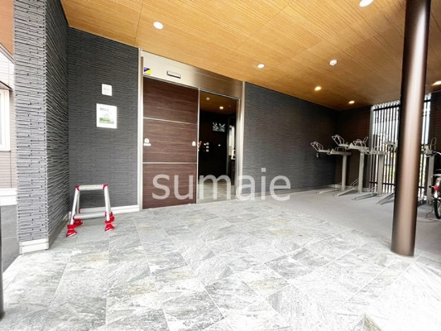 インペリアルヒルズのエントランス|エントランス