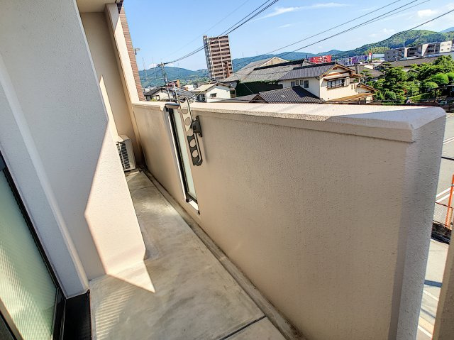 宗像市赤間４丁目の賃貸マンションのバルコニー