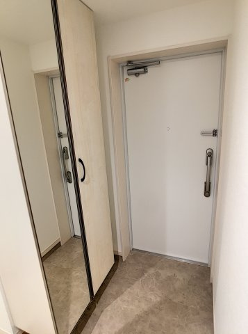 宗像市赤間４丁目の賃貸マンションの玄関