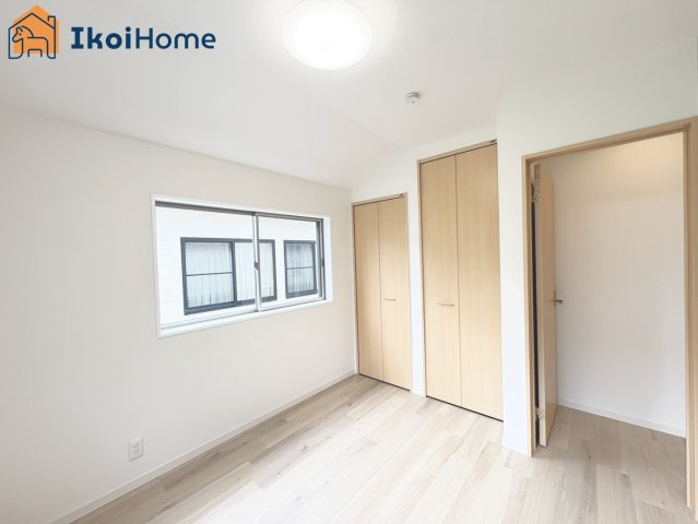 神戸市西区玉津町二ツ屋　中古戸建の子供部屋|【ホームページに現地動画掲載中】●年中無休：当日予約可●カーテン・カーテンレール未設置。ご相談下さい