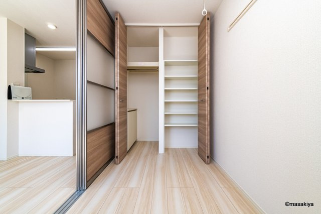 ピースヒルズの洋室|写真は同じ大和ハウスの近い間取りの物です。参考にご覧下さい。