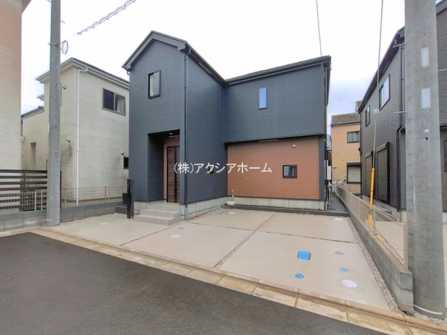 入間市下藤沢4丁目・全5棟　新築一戸建　3号棟の駐車場