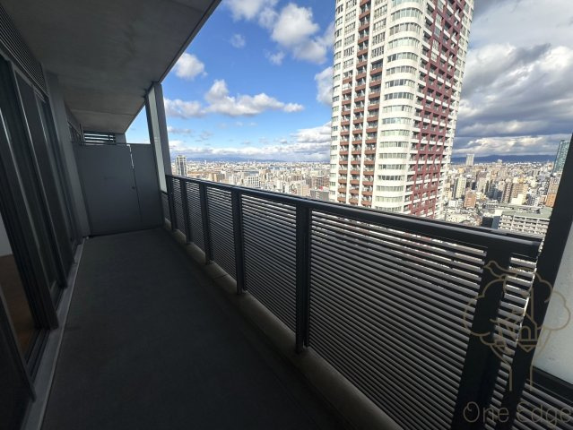 CHASKA CHAYAMACHI RESIDENCEのバルコニー
