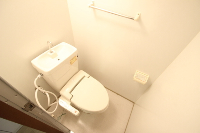 菖蒲池コーポのトイレ