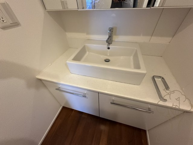 CHASKA CHAYAMACHI RESIDENCEの洗面所