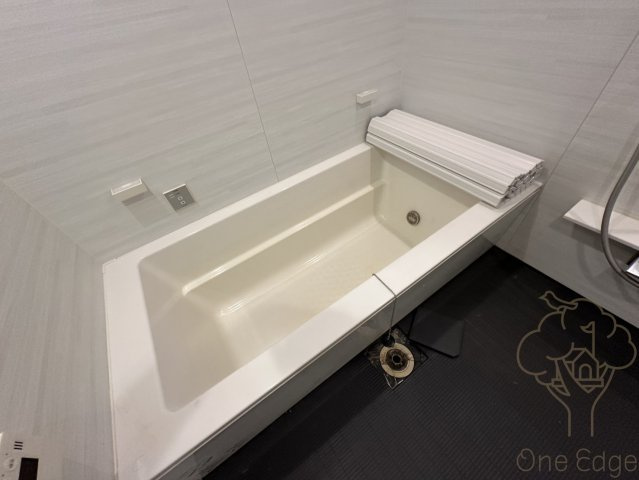 CHASKA CHAYAMACHI RESIDENCEの浴室