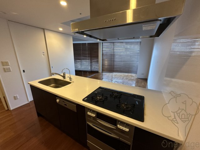 CHASKA CHAYAMACHI RESIDENCEのキッチン