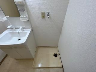【設備】 | エコーハイツ | 洗濯機置き場（イメージ）