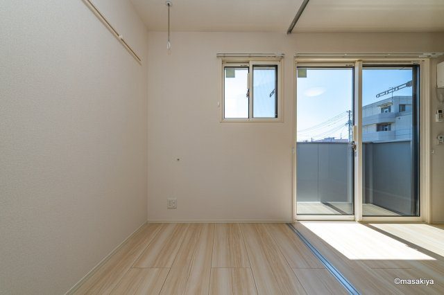 ピースヒルズの洋室|写真は同じ大和ハウスの近い間取りの物です。参考にご覧下さい。