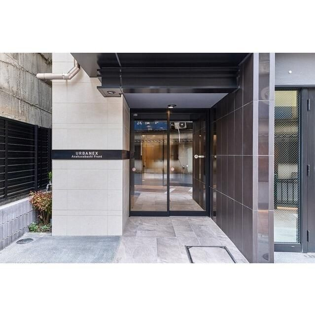 アーバネックス浅草橋フロントのエントランス