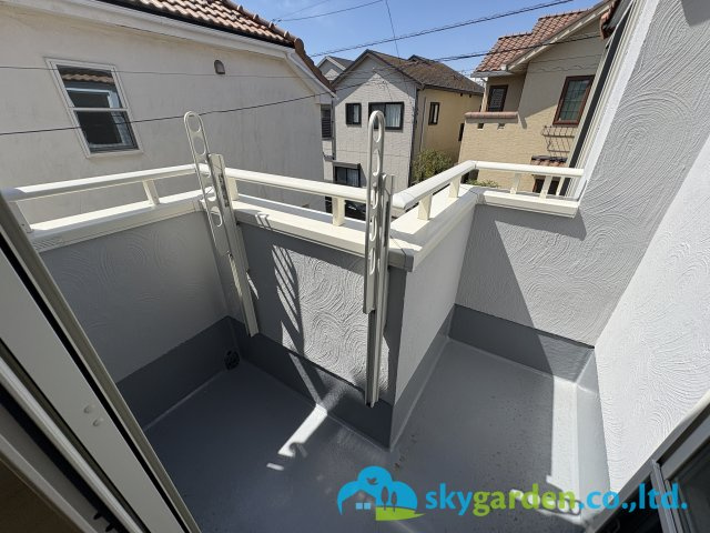 茅ヶ崎市松尾３期　中古戸建　全１棟のバルコニー|日当たり良好のバルコニー