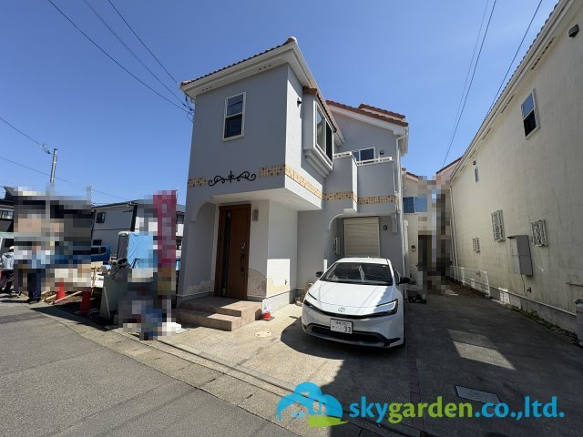 茅ヶ崎市松尾３期　中古戸建　全１棟の前面道路含む現地写真