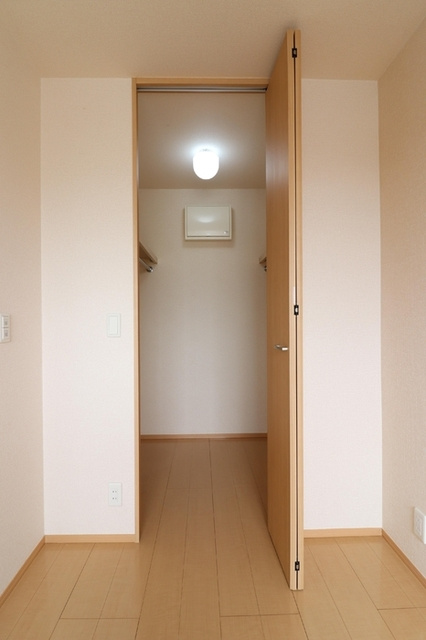 セラの収納|クローゼット