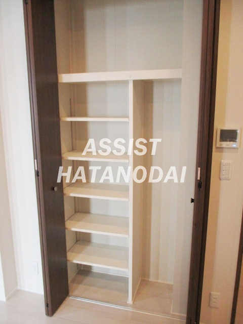 ヴェルデブレッツア等々力の収納