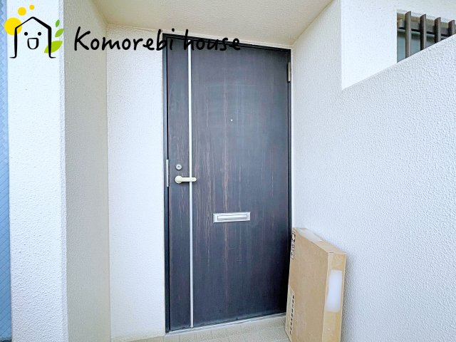 サーパス上尾第2の玄関|落ち着いた玄関です