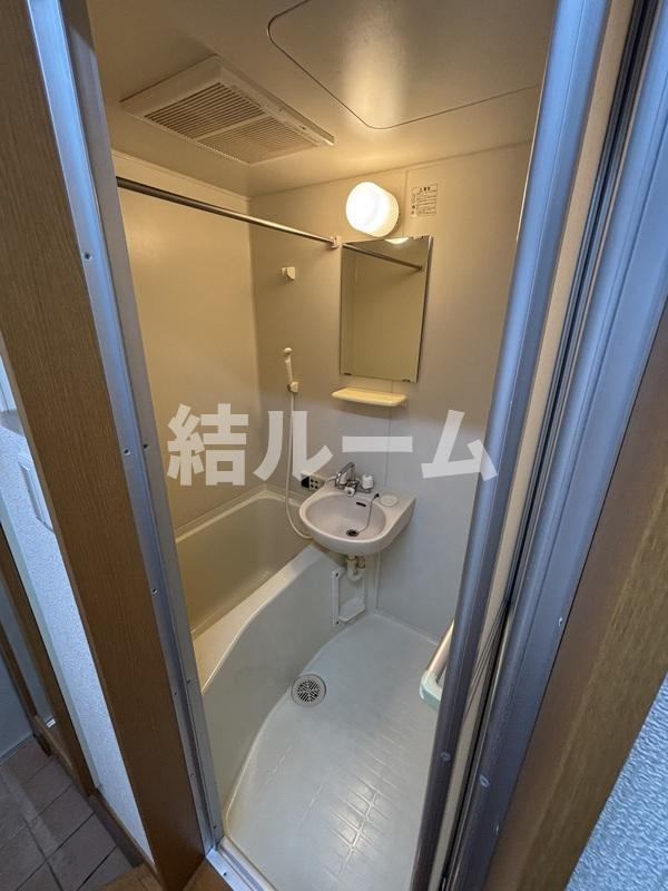 板橋区宮本町のアパートの洗面所