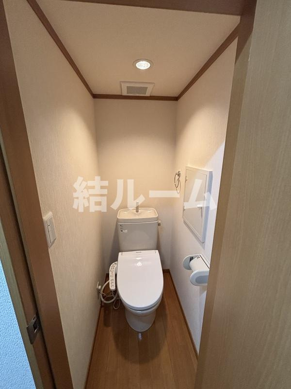 板橋区宮本町のアパートのトイレ