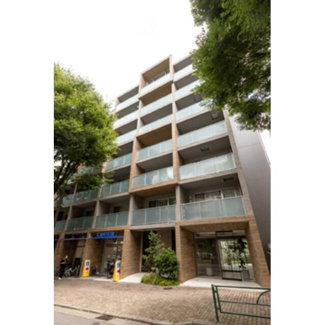 【外観】 | 鉄筋コンクリート造のがっちりとした建物。