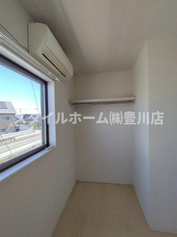 ゲートサイドの収納