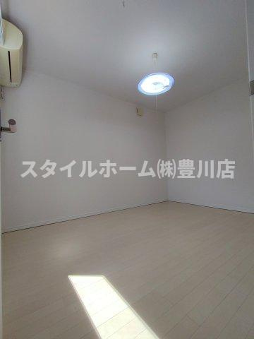 ゲートサイドの内装