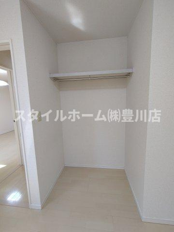 ゲートサイドの収納