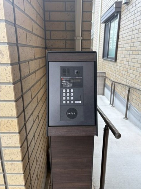 【エントランス】