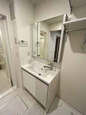 【独立洗面台】