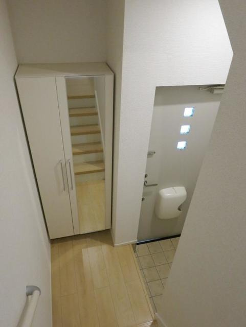 フェリーチェ　カーサ福岡の玄関