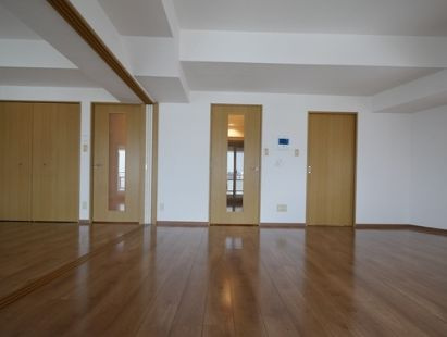千代田区神田神保町２丁目の賃貸マンション
