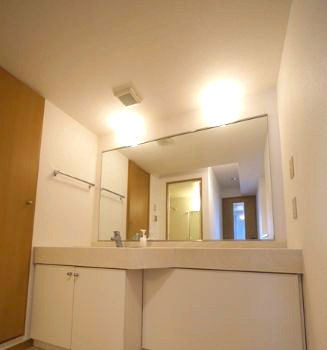 千代田区神田神保町２丁目の賃貸マンション