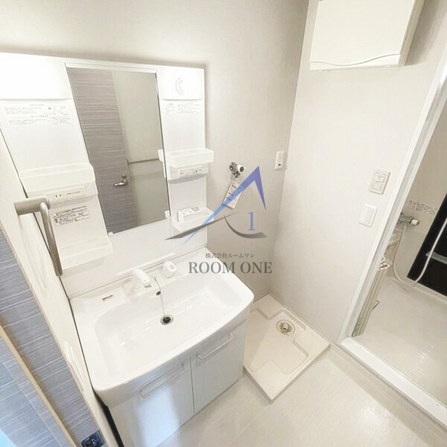 レジデンスサルバトーレの洗面所|洗面台です。