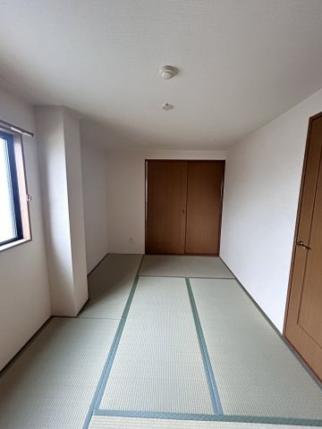 【寝室】