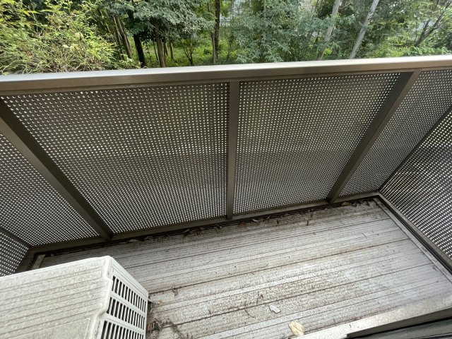 モンチャテウの洋室|明るい色合いの内装です※別部屋写真