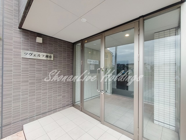 茅ヶ崎市松林３丁目の賃貸マンションのエントランス|毎日通るエントランス♪
