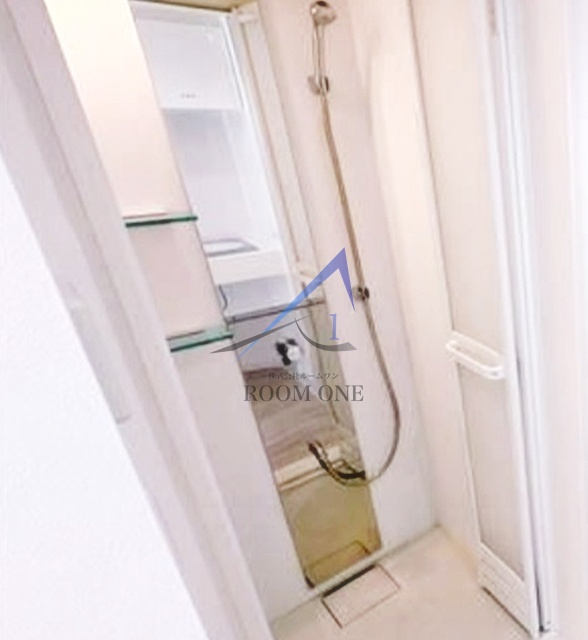 ＣＲＡＳＴＩＮＥ南砂町の浴室|シャワールームです。