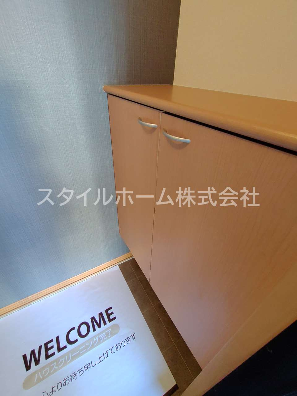 ウエストコート川崎の玄関