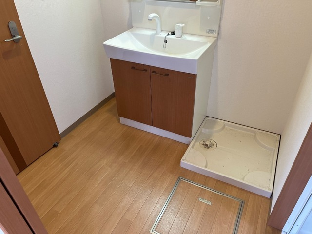 ロココ　ＴＡＣＨＩＢＡＮＡＹＡの洗面所|洗面