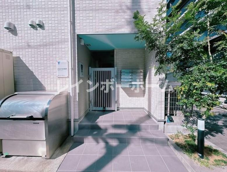 CRASTINE南砂町のエントランス